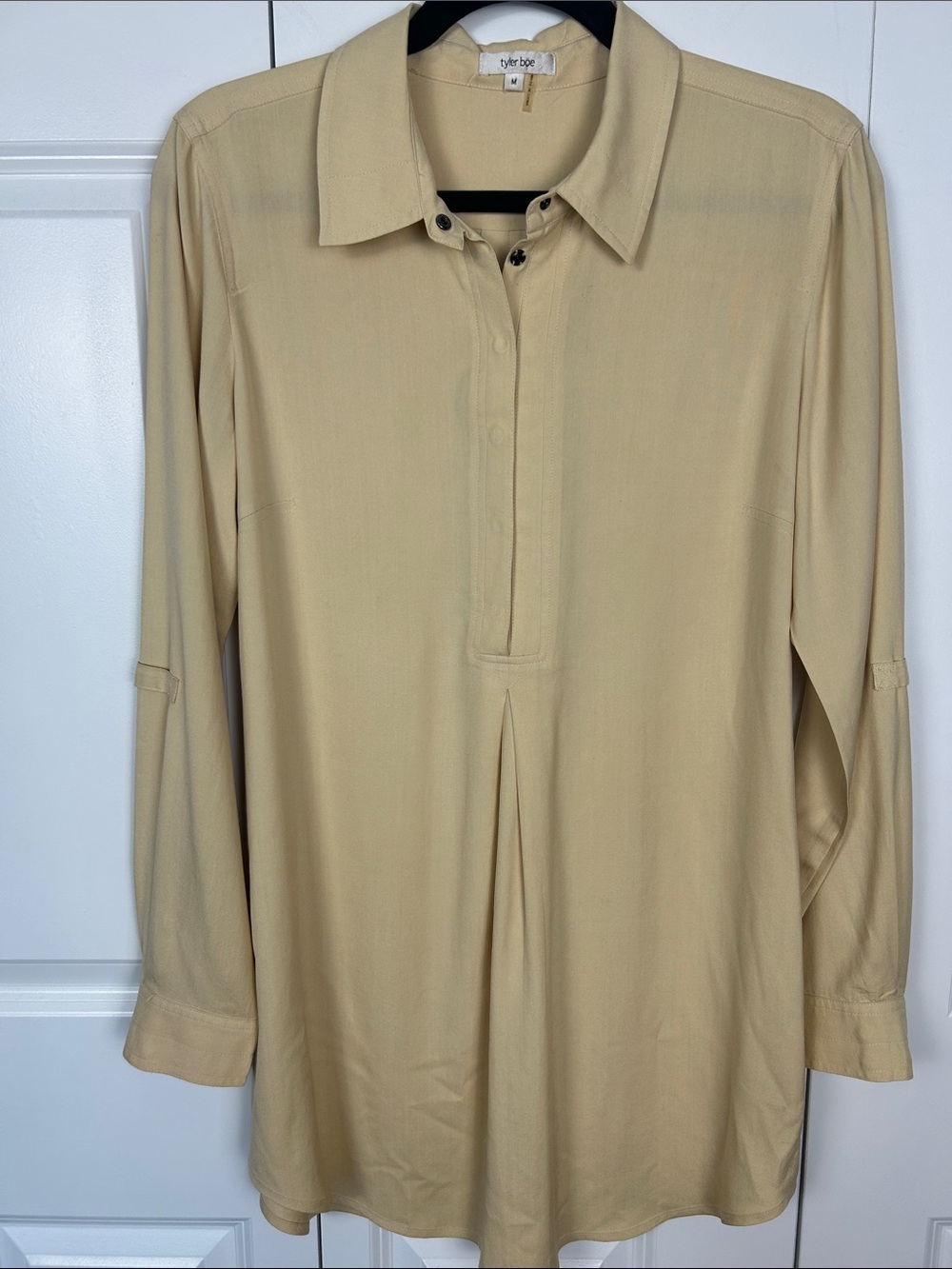 Tyler Boe Light Mustard Silk Long-Sleeve Tunic Blouse with Snap Front Size M